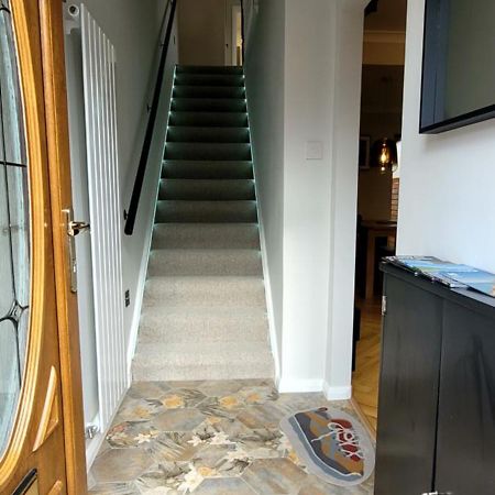 Hamilton Place Beautiful Holiday House In A Prime Location Portrush Exterior foto